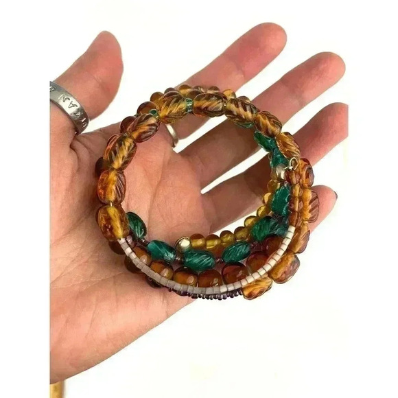 VTG Multi Lucite Carved Beaded Bangle Wired Wrap Bracelet Brown Blue Bell Chime - Picture 6 of 10